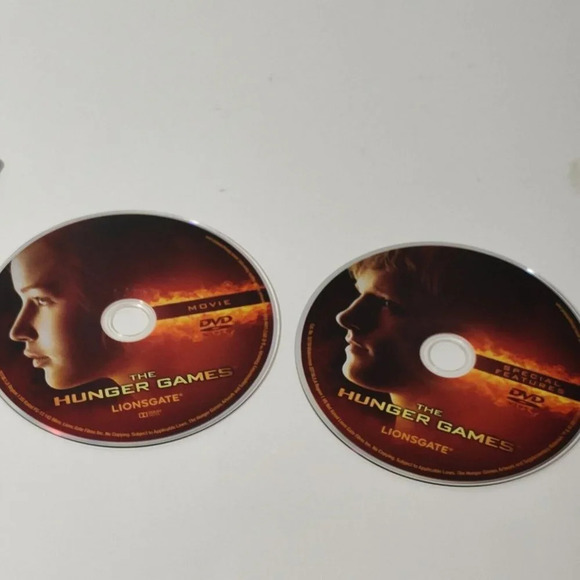 The Hunger Games DVD Movie 2012 2-Disc Set WORKING - Picture 7 of 9